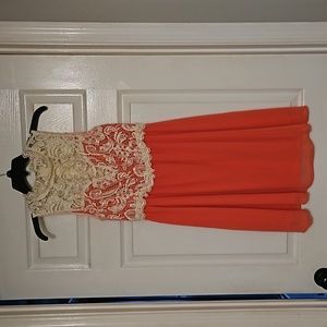 Women's sleeveless dress